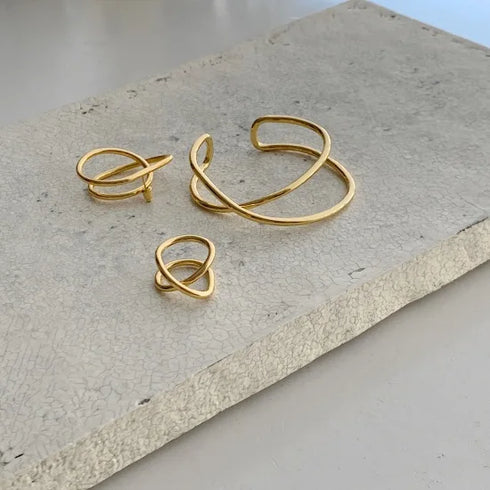 loop bangle